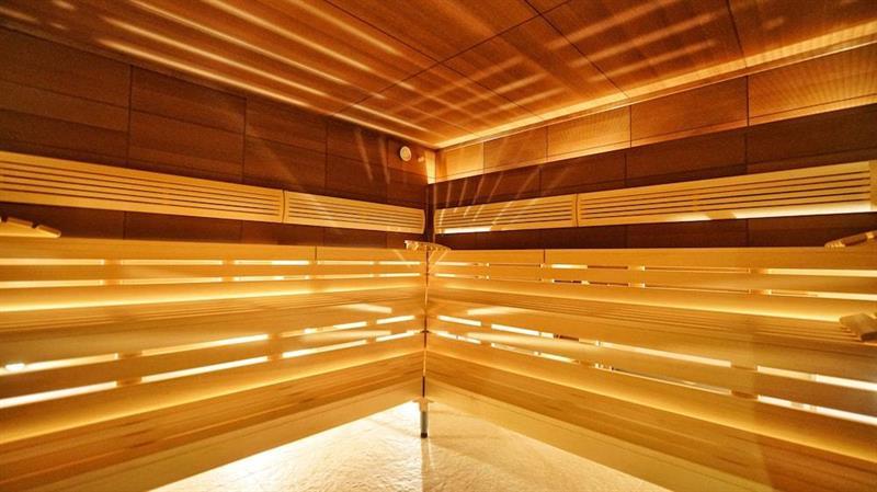 Vila Vita Rosenpark Marburg ภายนอก รูปภาพ A modern Finnish sauna